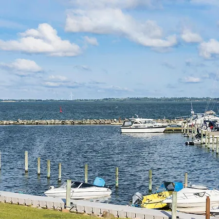 Lovely In 鲁德克丙